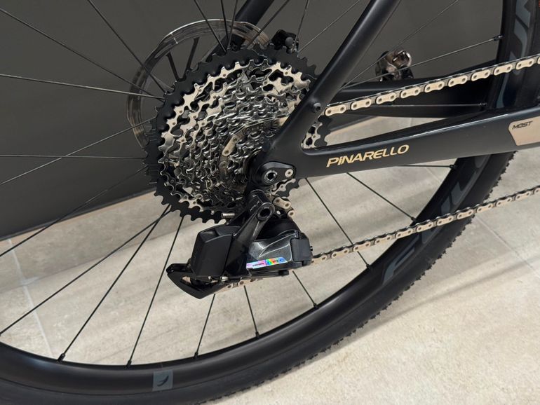Brugt Pinarello Nytro E7 Gravel 2025 Road & Gravel — billede 8 af 11