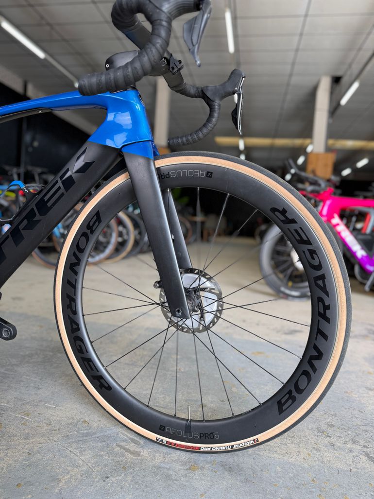 Brugt Trek Madone SL 7 2021 2021 Road & Gravel — billede 3 af 30