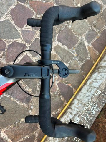 Brugt BMC Teammachine SLR01 DISC FOUR 2019 2019 Road & Gravel — billede 3 af 8