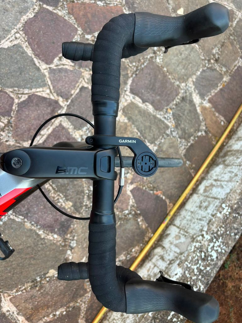 Brugt BMC Teammachine SLR01 DISC FOUR 2019 2019 Road & Gravel — billede 3 af 8