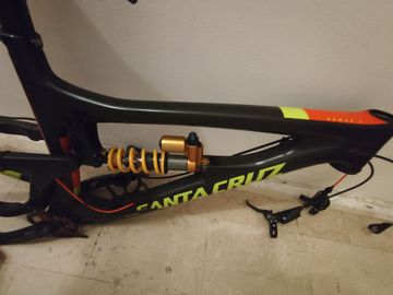 Used Santa Cruz Nomad CC X01 2017 Frameset 2017 Mountainbike, Black, 27.5 — image 2 of 5