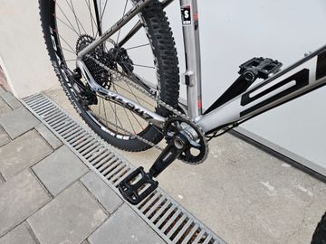 Used Superior 947 2015 Mountainbike, Light Gray — image 4 of 11