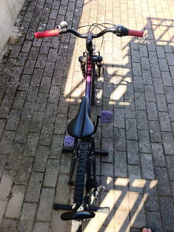 Used Trek percaliber Custom Shimano Altus 2021 Mountainbike, Purple — image 4 of 5