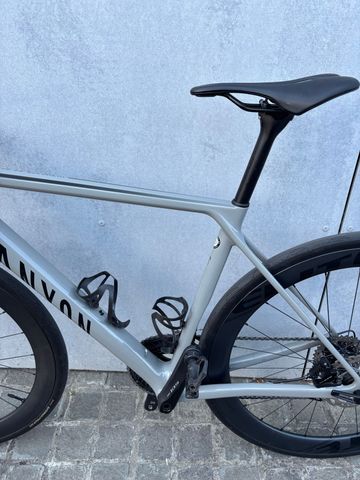 Używany Canyon Ultimate CF SL 7 Disc 2022 2022 Road & Gravel — zdjęcie 15 z 26