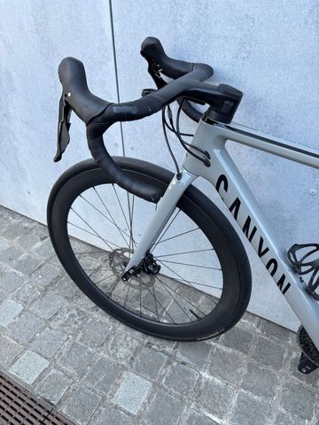 Używany Canyon Ultimate CF SL 7 Disc 2022 2022 Road & Gravel — zdjęcie 13 z 26
