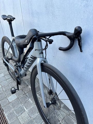 Używany Canyon Ultimate CF SL 7 Disc 2022 2022 Road & Gravel — zdjęcie 4 z 26