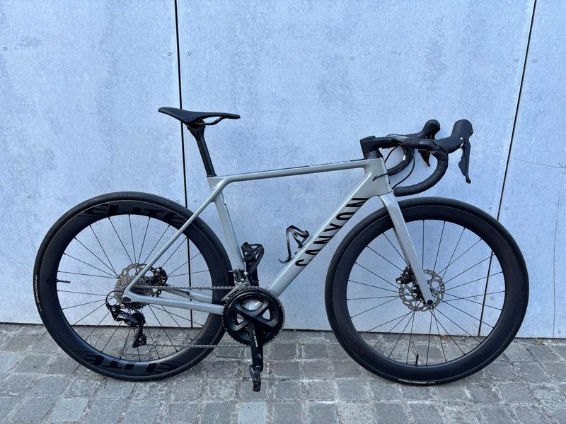 Używany Canyon Ultimate CF SL 7 Disc 2022 2022 Road & Gravel