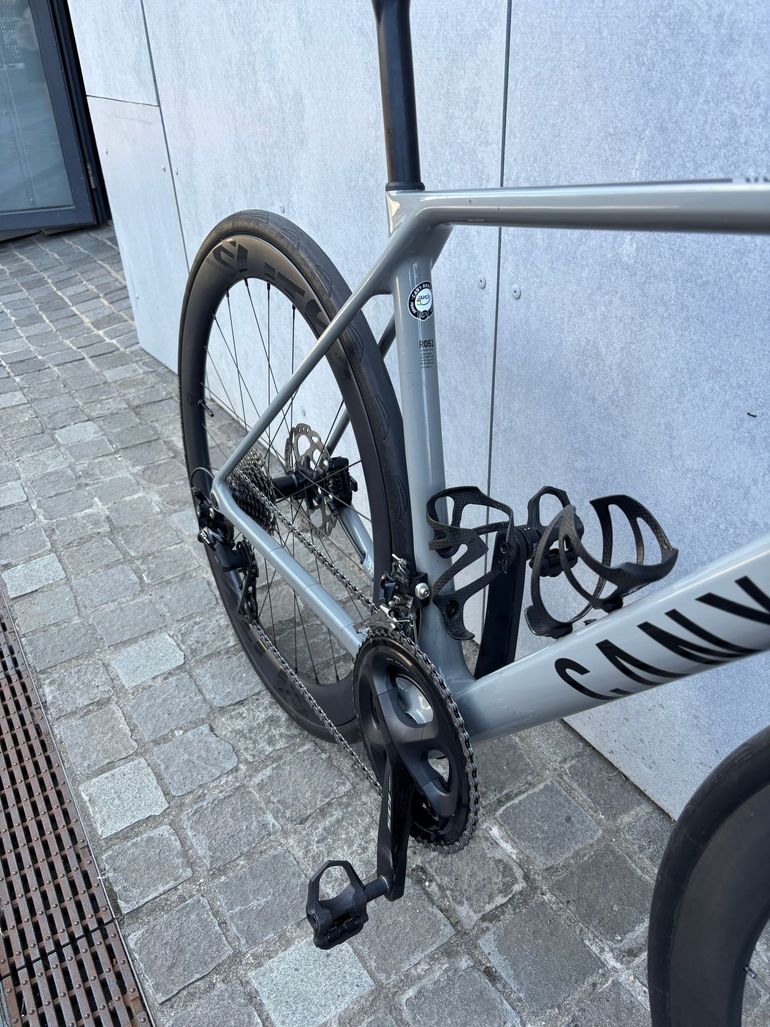 Używany Canyon Ultimate CF SL 7 Disc 2022 2022 Road & Gravel — zdjęcie 5 z 26