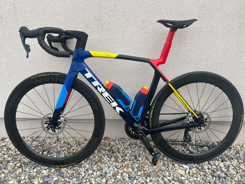 Použité Trek Madone SLR 9 AXS Gen 8 2027 2027 Road & Gravel