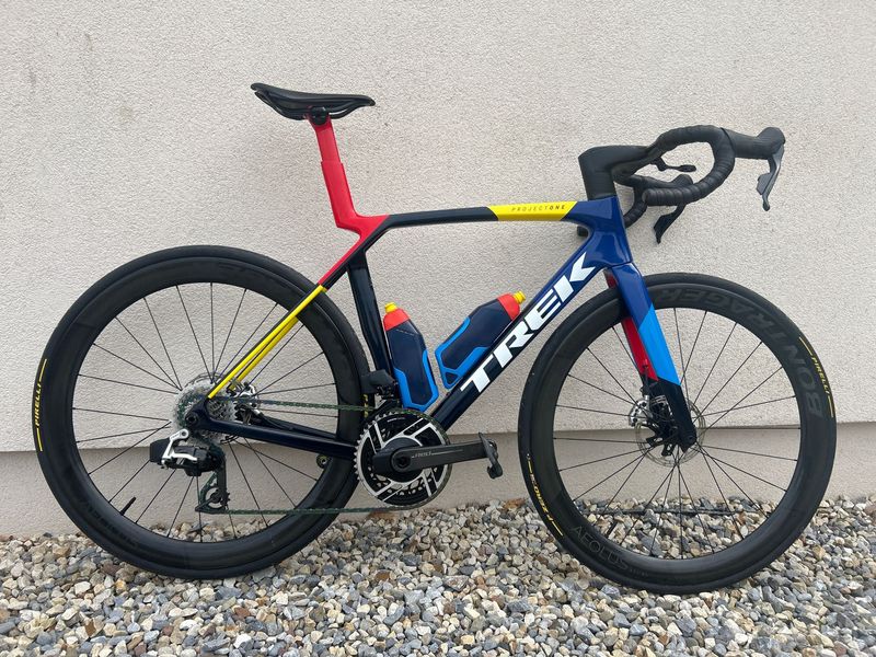 Brugt Trek Madone SRAM Red eTap AXS 2025 Road & Gravel