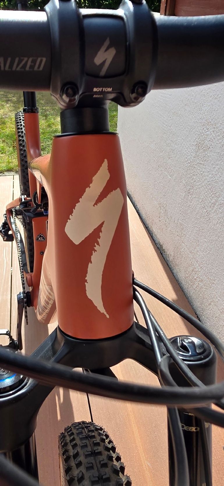 Used Specialized Epic EVO Expert 2022 2022 Mountainbike, Orange, 29 — image 19 of 23