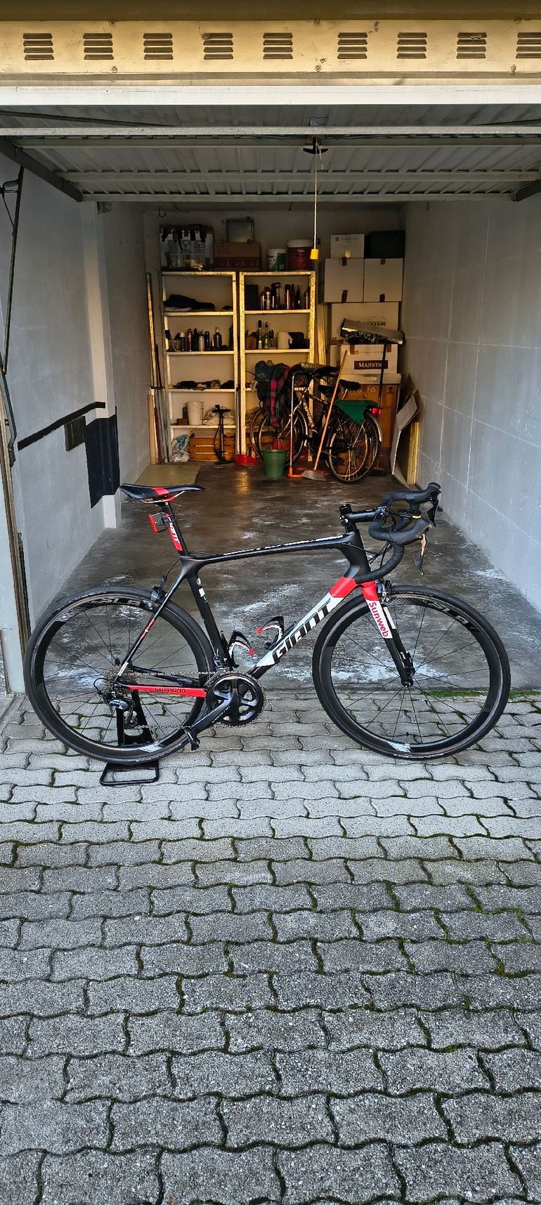Giant TCR Advanced Pro Team 2019 2019 Road & Gravel usato, Nero — immagine 2 di 5
