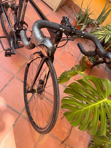 Brugt Cannondale Synapse Carbon Disc 105 2018 2018 Road & Gravel — billede 2 af 5