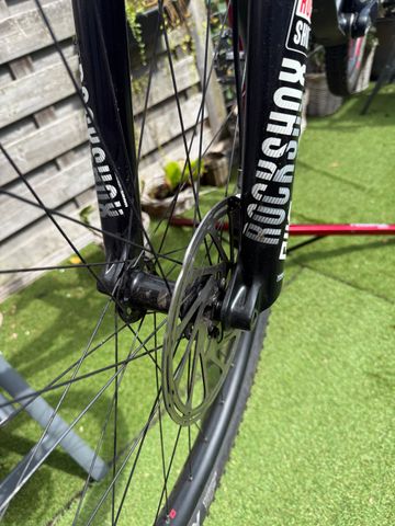 Used Commencal Meta V4 2017 2017 Mountainbike, Black — image 6 of 8