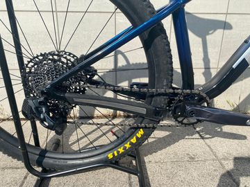 Brugt Trek Roscoe 8 Custom 2025 2025 Mountainbike — billede 4 af 6
