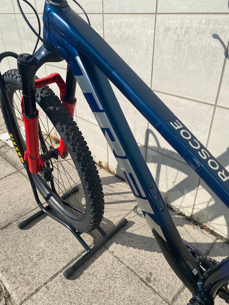 Brugt Trek Roscoe 8 Custom 2025 2025 Mountainbike — billede 6 af 6
