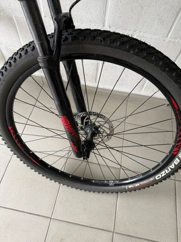 Used Orbea ALMA M50-EAGLE 2019 2019 Mountainbike, Blue, 27.5, 29 — image 2 of 5