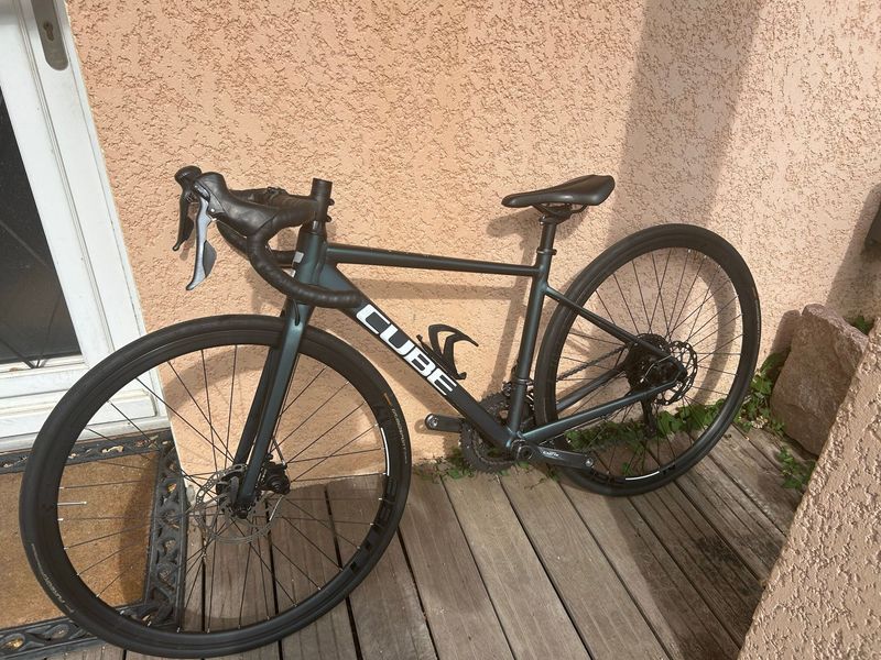 Used CUBE Attain Shimano Claris 2024 Road & Gravel