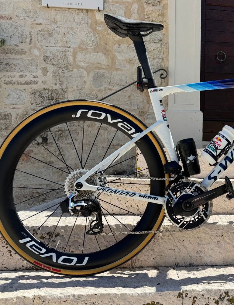 Brugt Specialized tarmac sl9 Custom SRAM Red eTap AXS 2027 Road & Gravel — billede 2 af 4