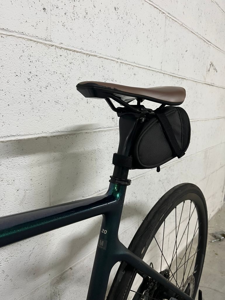 Used Scott Addict 20 2022 2022 Road & Gravel, Green — image 5 of 12