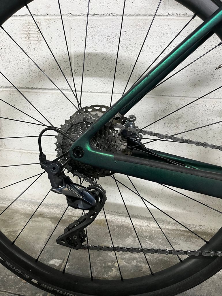 Used Scott Addict 20 2022 2022 Road & Gravel, Green — image 11 of 12