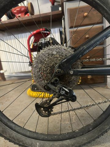 Lee Cougan Custom SRAM NX 2021 Mountainbike d'occasion — image 7 sur 8