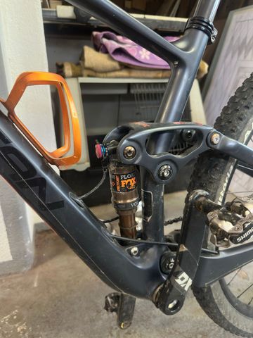 Lee Cougan Custom SRAM NX 2021 Mountainbike d'occasion — image 4 sur 8