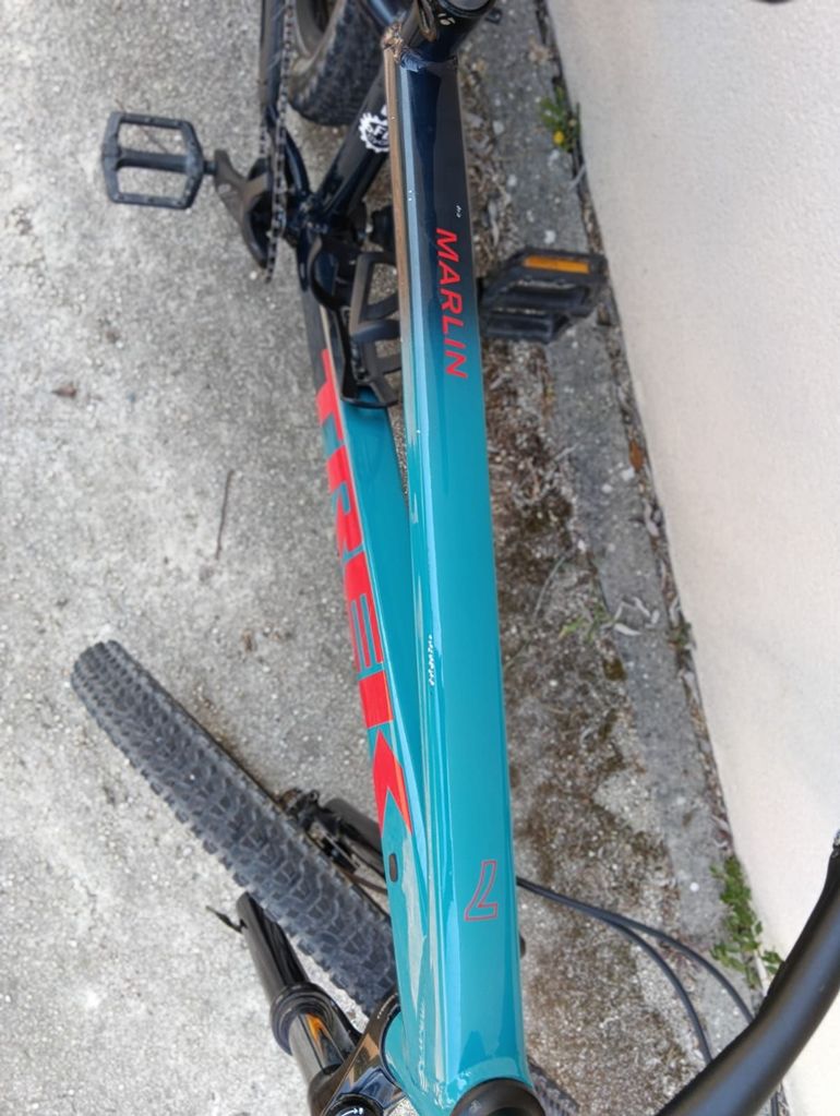 Trek Marlin Shimano Deore XT 2023 Mountainbike usato, Blu — immagine 3 di 7