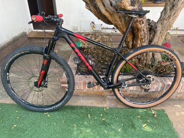 Gebrauchtes Trek Procaliber 9.8 SL 2018 2018 Mountainbike, Schwarz, 27.5, 29 — Bild 2 von 11