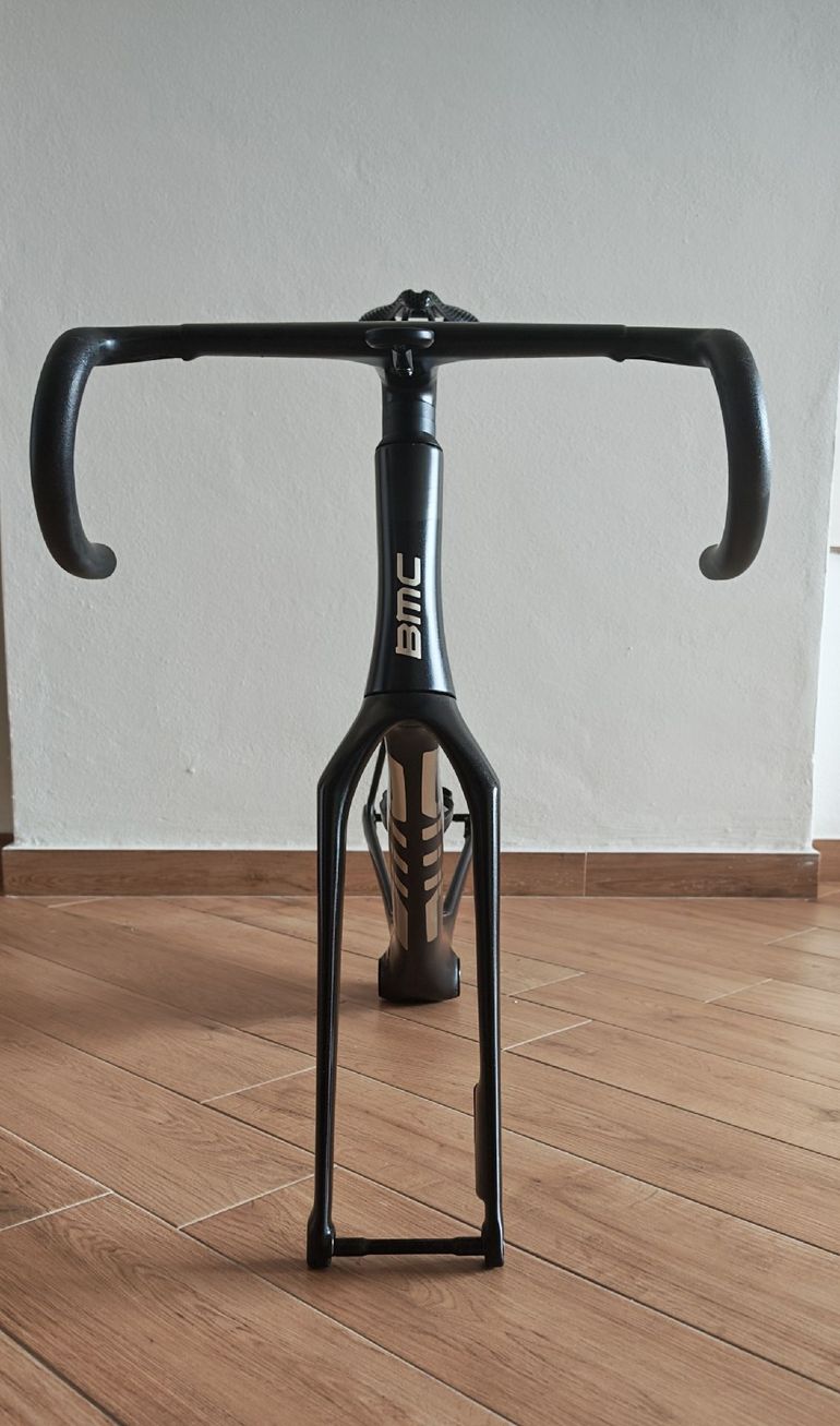 Used BMC Teammachine R 01 FOUR 2026 Frameset 2026 Road & Gravel, Black — image 6 of 7