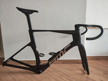 Used BMC Teammachine R 01 FOUR 2026 Frameset 2026 Road & Gravel, Black — image 3 of 7