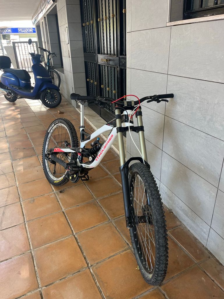 Gebrauchtes YT Industries Tues Shimano XTR 2010 Mountainbike, Schwarz — Bild 3 von 9