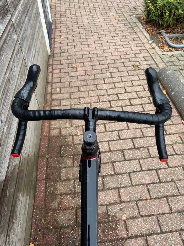 CUBE ATTAIN SLX 2023 2023 Road & Gravel usato, Rosso — immagine 7 di 13
