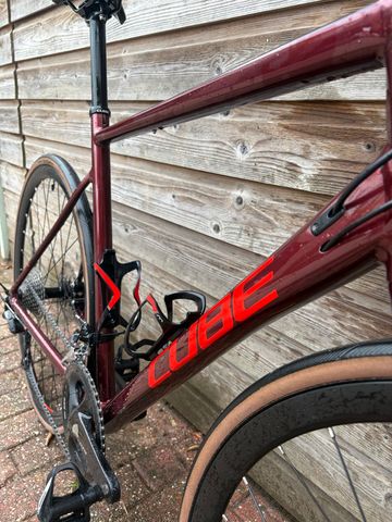 CUBE ATTAIN SLX 2023 2023 Road & Gravel usato, Rosso — immagine 4 di 13