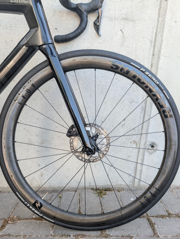 Used BMC Roadmachine 01 FIVE 2022 2022 Road & Gravel, Black — image 8 of 9