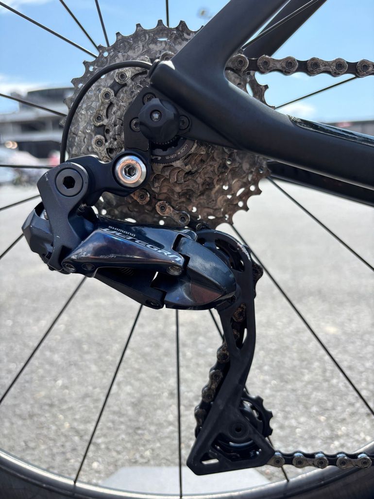 Canyon Aeroad CF SLX 8.0 2018 2018 Road & Gravel d'occasion — image 9 sur 15