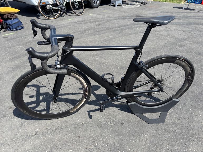Canyon Aeroad CF SLX 8.0 2018 2018 Road & Gravel d'occasion — image 11 sur 15
