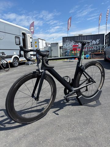 Canyon Aeroad CF SLX 8.0 2018 2018 Road & Gravel d'occasion — image 12 sur 15