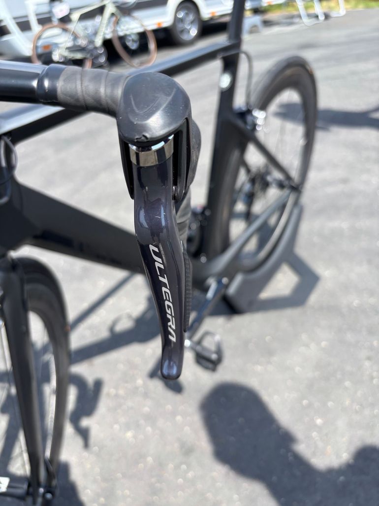 Canyon Aeroad CF SLX 8.0 2018 2018 Road & Gravel d'occasion — image 13 sur 15
