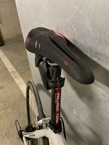 Used Look 585 Campagnolo Centaur 2009 Road & Gravel, White — image 6 of 7