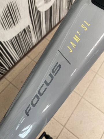 Used Focus JAM² SL 8.8 2023 2023 Mountainbike, Light Gray, 29 — image 6 of 10