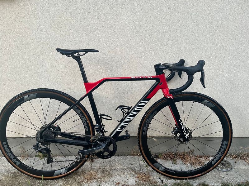 Used Canyon Inflite CF SLX 9 Team 2021 2021 Road & Gravel