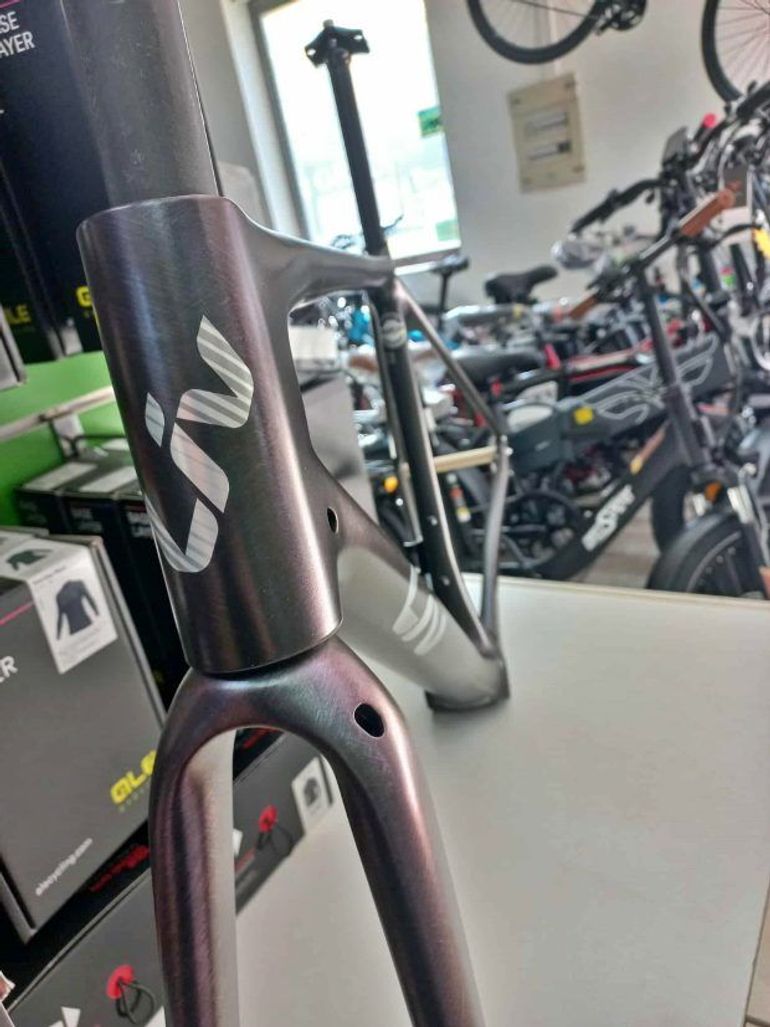 Używany Liv Langma Advanced SL 0 2025 Frameset 2025 Road & Gravel — zdjęcie 4 z 12