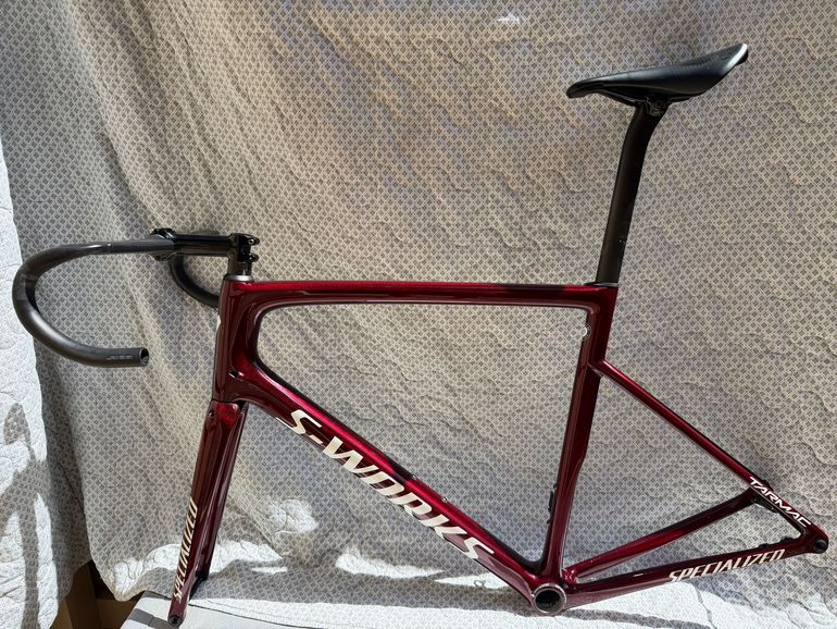 Used Specialized Tarmac Frameset 2020 Road & Gravel, Red — image 2 of 5