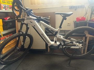 Used Raymon Custom Shimano Deore XT 2025 Mountainbike, White — image 2 of 4