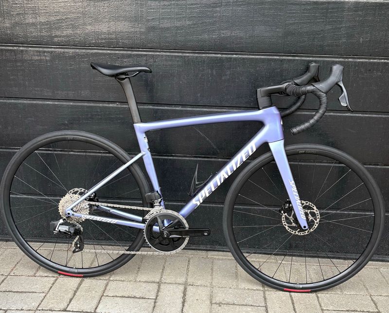 Specialized Tarmac SL8 Expert - SRAM Rival AXS 2024 2024 Road & Gravel d'occasion