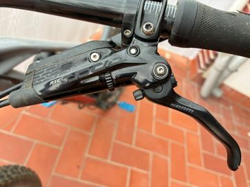 Used Mondraker Foxy Shimano Deore 2023 Mountainbike, Light Gray, 29 — image 8 of 10