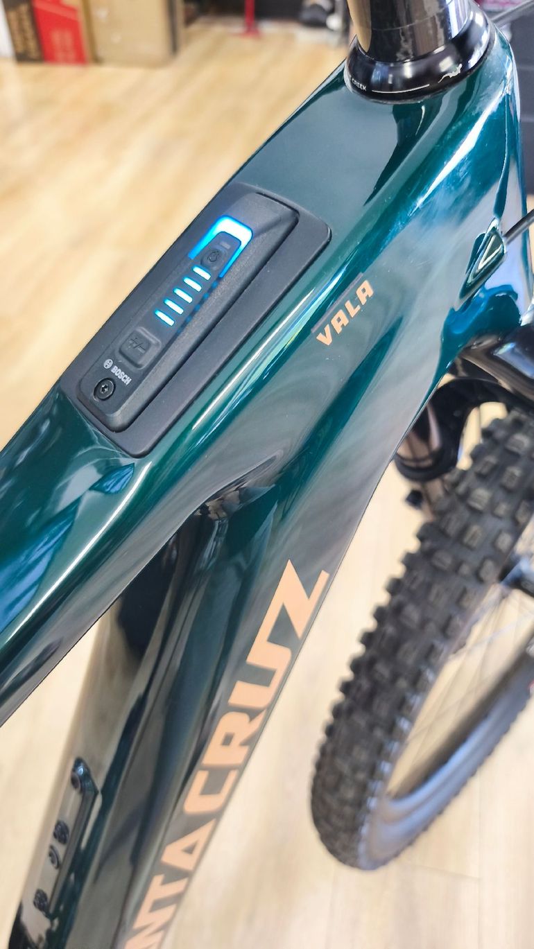 Tweedehands Santa Cruz Vala 90 2026 2026 Mountainbike — afbeelding 4 van 7