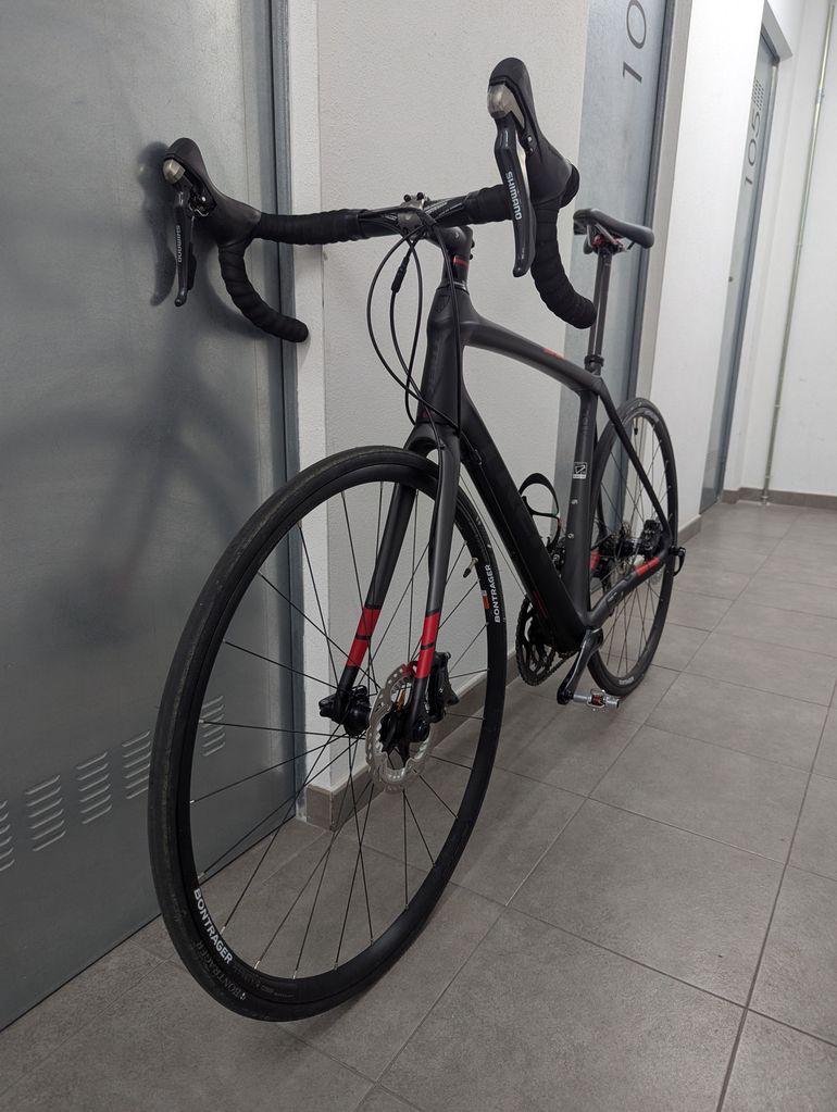 Gebrauchtes Trek Domane 4.5 Disc Compact 2016 2016 Road & Gravel, Schwarz — Bild 4 von 15