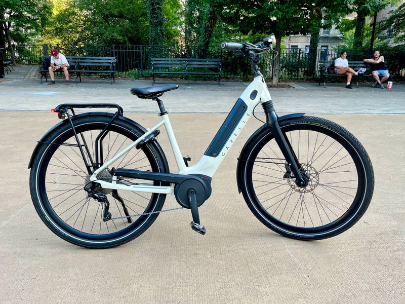 Used Gazelle Ultimate T10 HMB 2020 2020 Urban & Touring